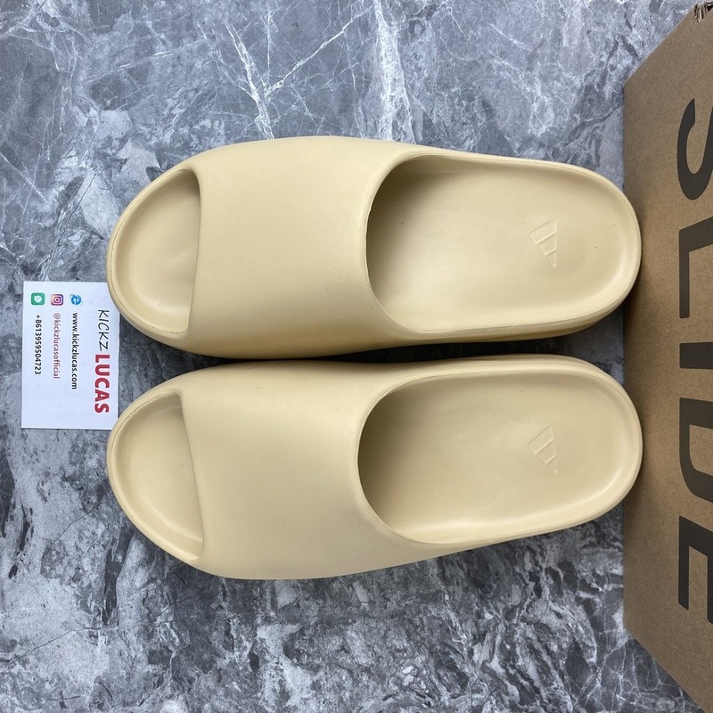 Alternative view of Yeezy Slide Desert Sand  FW6344