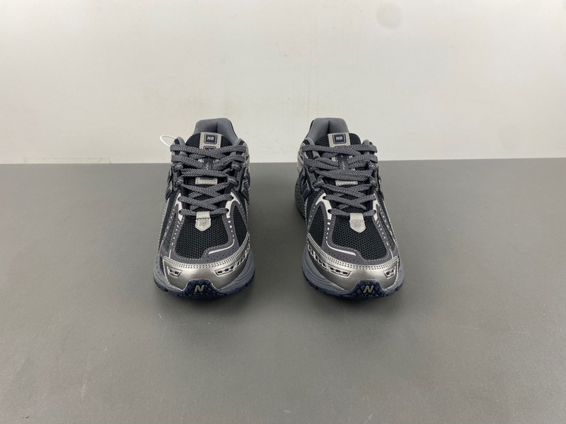 Alternative view of New Balance 1906R Phantom Dark Grey Metallic Silver M1906RES