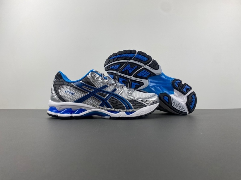 Alternative view of ASICS Gel-Nimbus 10.1 White Directoire Blue  1203A543-101