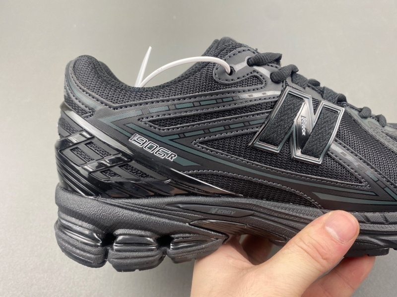 New Balance 1906R Black M1906RBB - Image 9