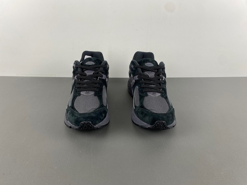 Alternative view of New Balance 2002R Black Dark Grey M2002RBL