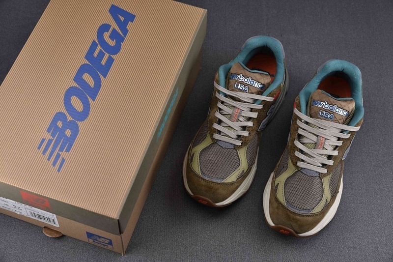 Alternative view of New Balance 990v3 Bodega Here To Stay M990BD3