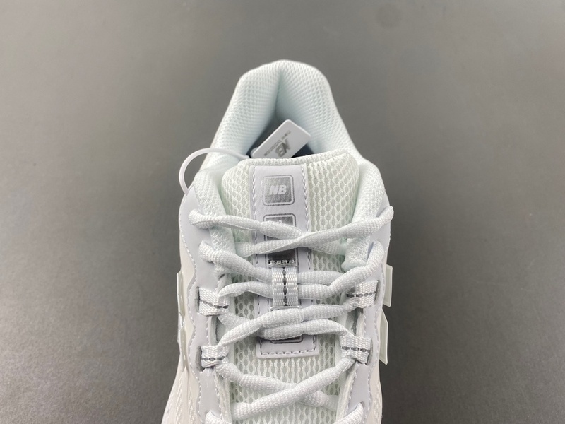 New Balance 1906W White Silver Metallic U1906WFC - Image 10