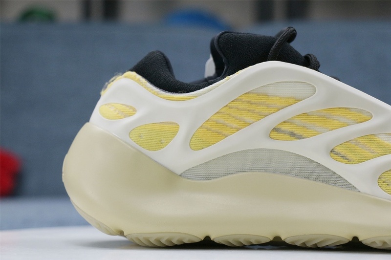Yeezy Boost 700 V3 Safflower - Image 6