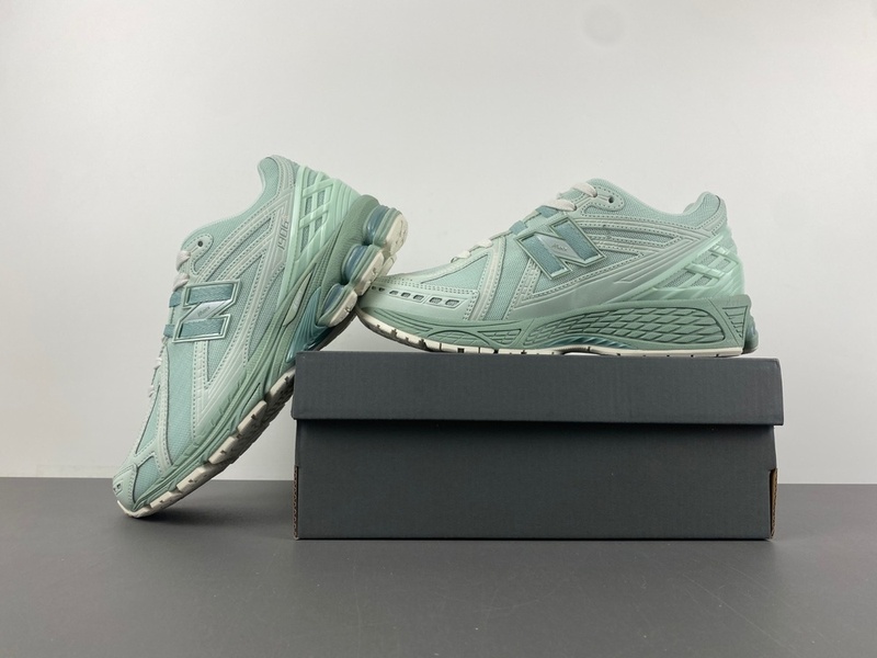 New Balance 1906R Jade Green M1906RZC - Image 3