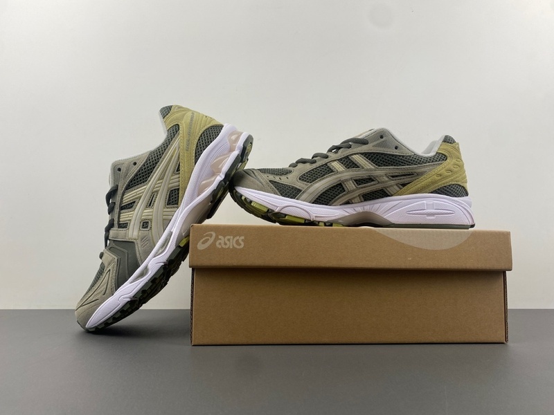 Alternative view of ASICS Gel-Kayano 14 Mantle Green Oyster Grey 1201A161-300