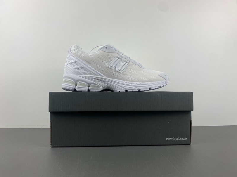 New Balance 1906W White Silver Metallic U1906WFC - Image 4
