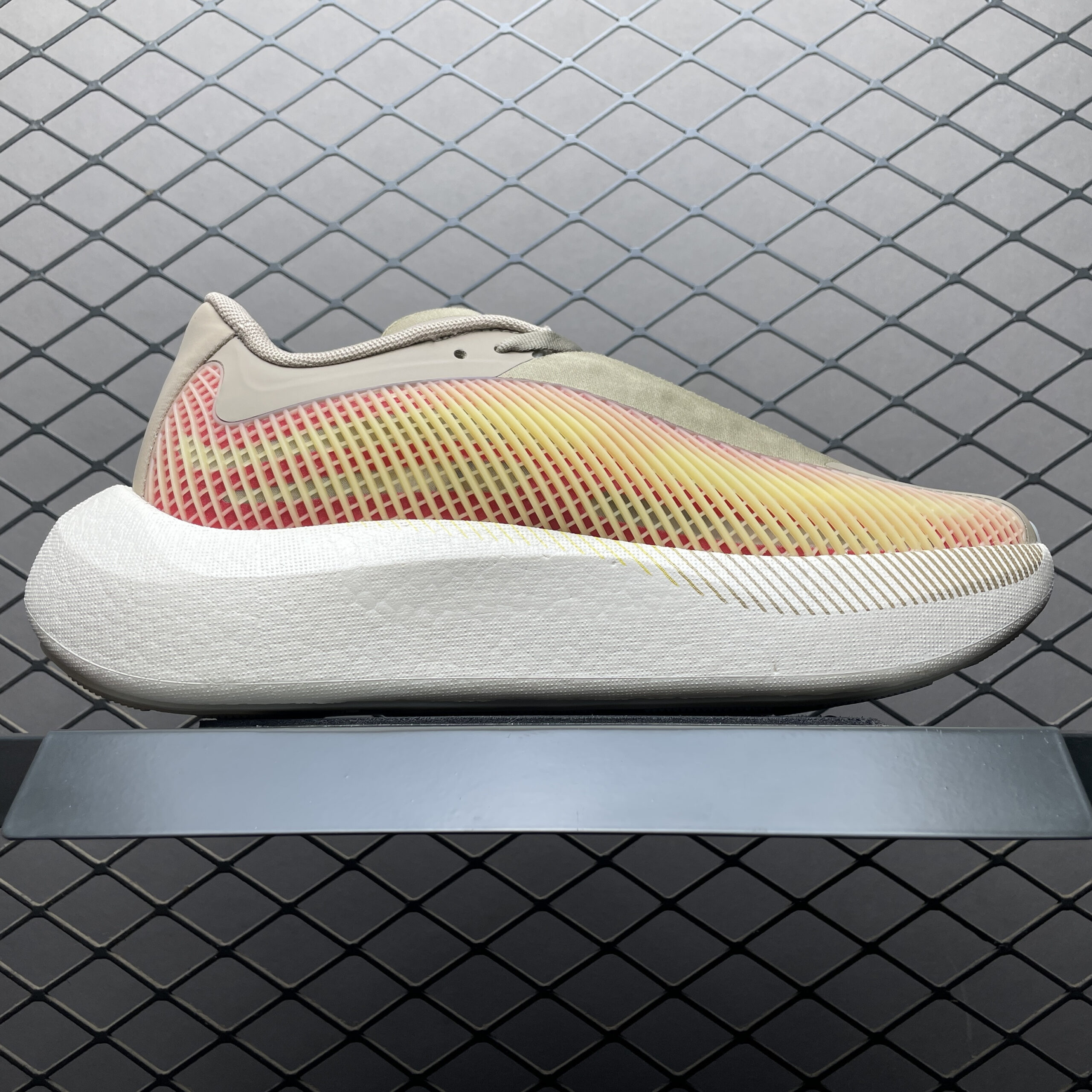 Alternative view of Adidas Hyperboost Edge KH7429 Beige/Gradient Mesh
