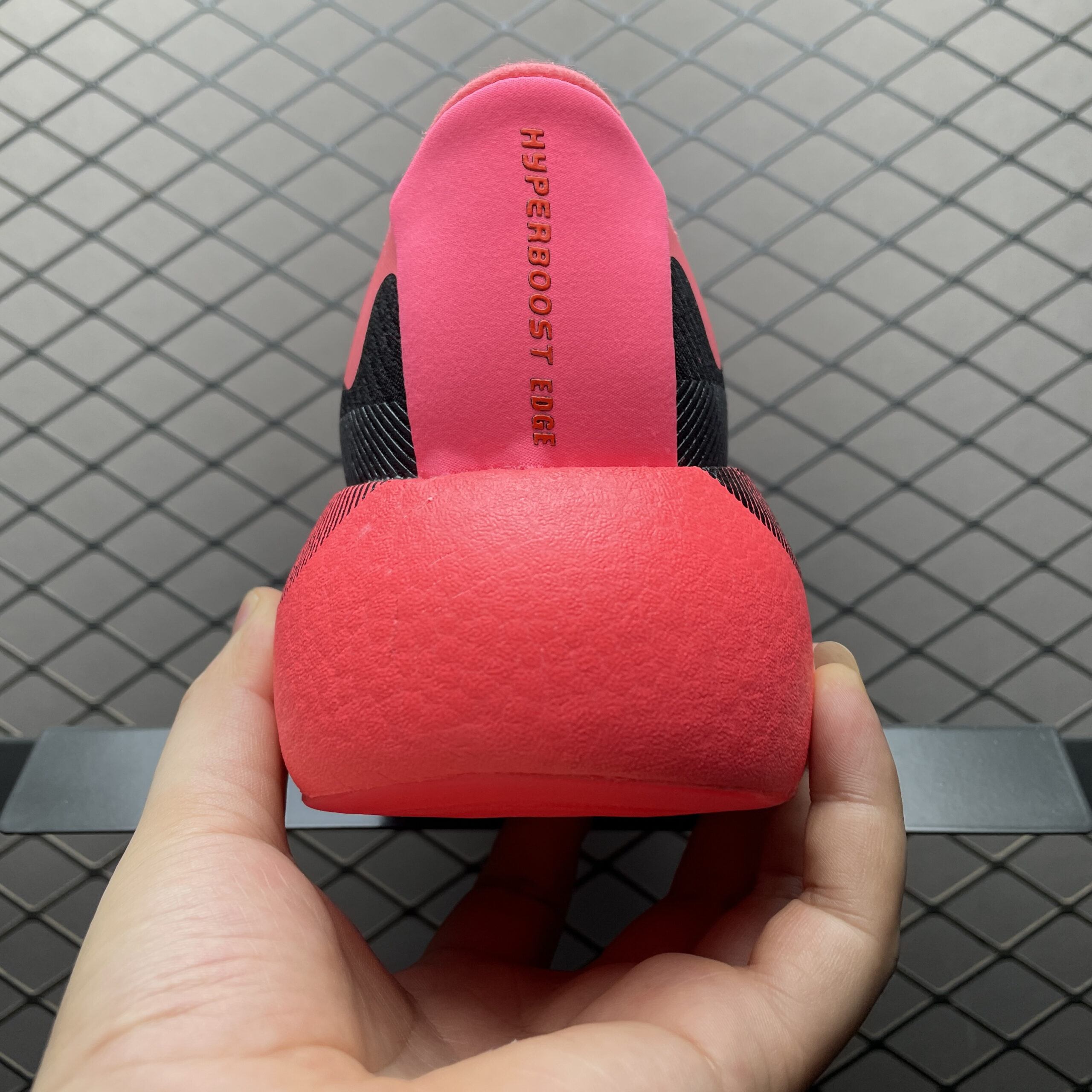 Adidas Hyperboost Edge KH8128 Pink/Black Mesh