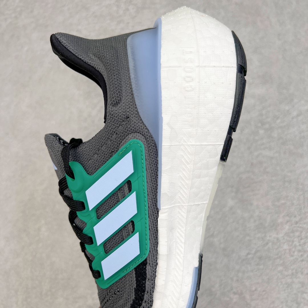 Adidas Ultraboost Light Grey/Green Engineered Mesh - Image 4